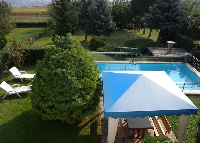 In - Balaton 19019 Felsopahok